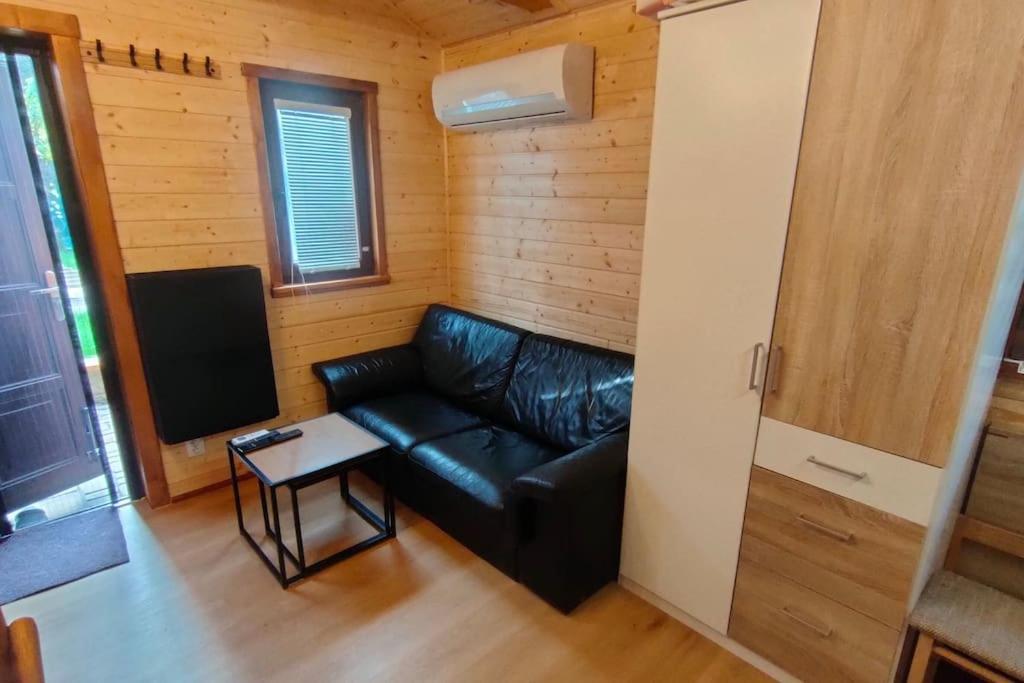 Tiny Treperka Villa Semily Ngoại thất bức ảnh